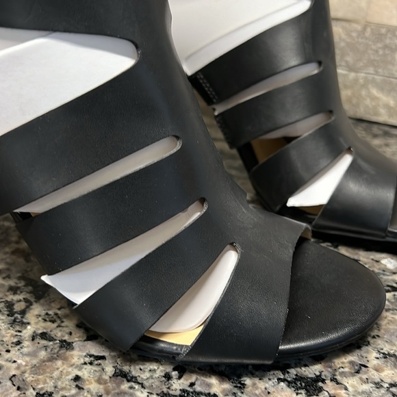 Liz Claiborne women’s open toe heel boot - Picture 3 of 11